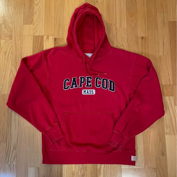 Cuffy’s CAPE COD Red Hoodie Size Medium - Picture 1 of 9